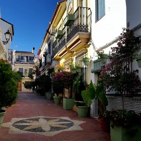 Apartamentomirada Εστεπόνα